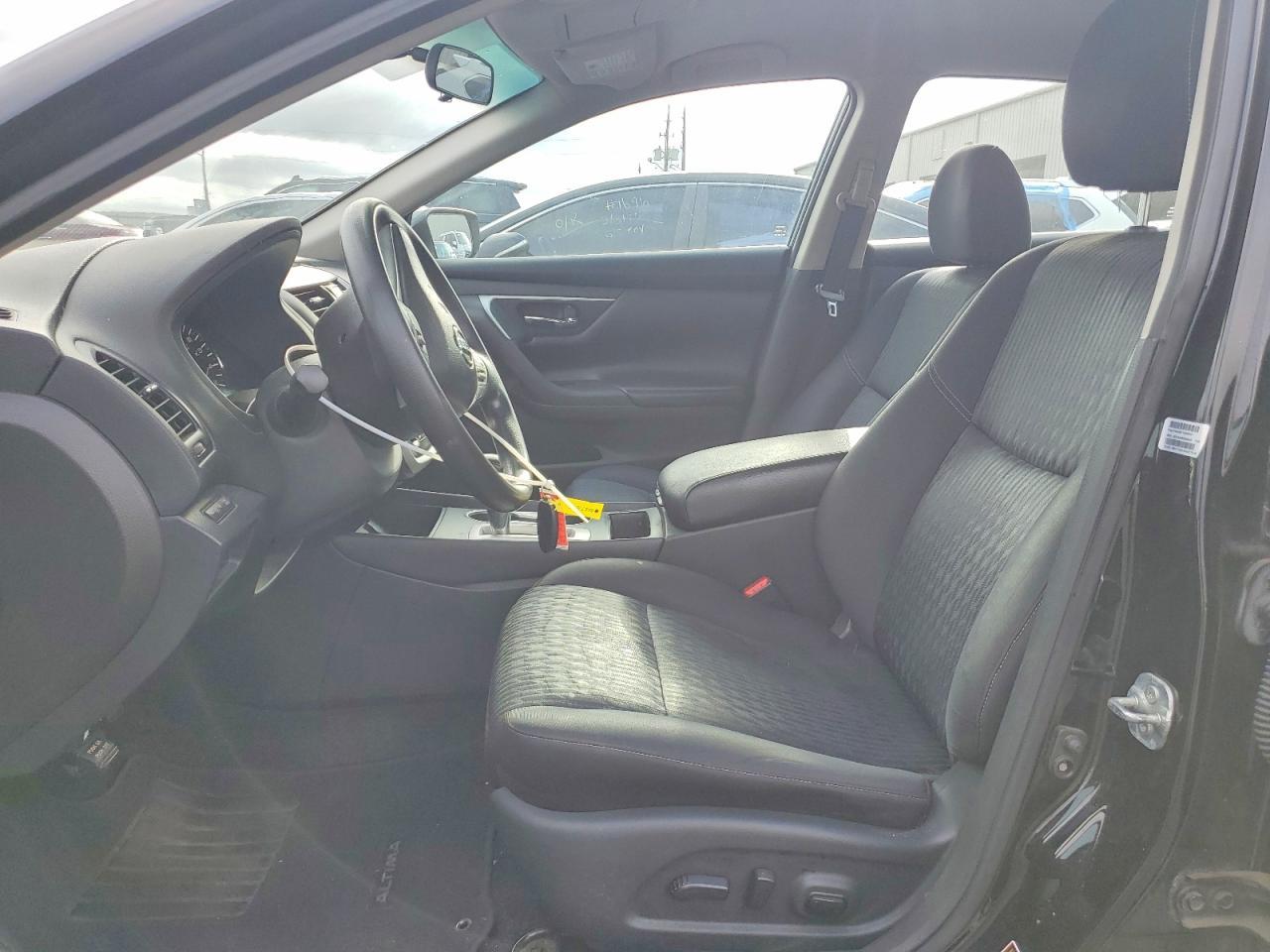 2017 Nissan Altima 2.5 S - Image 7