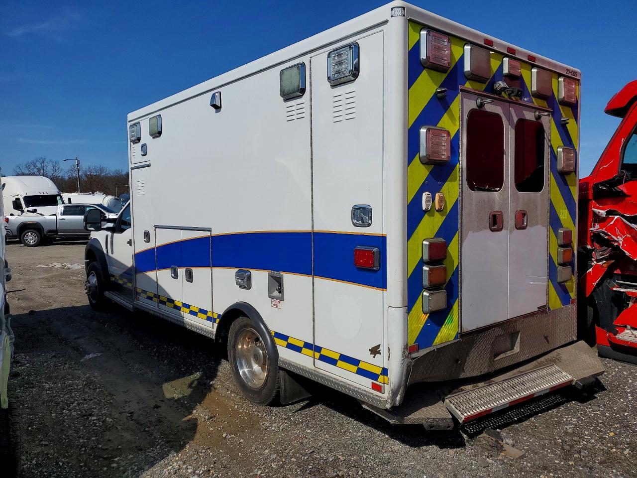 2020 Ford F550 Super Duty - Image 2