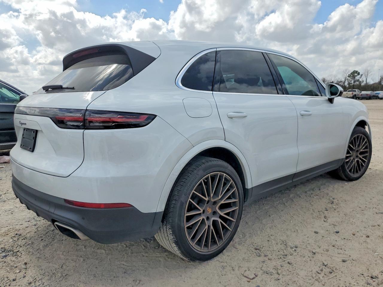 2023 Porsche Cayenne Base - Фото 3