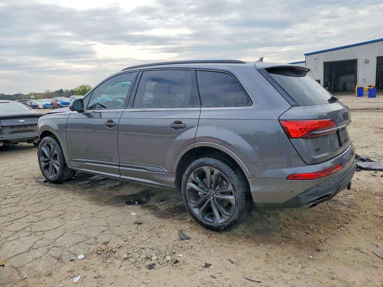 2025 Audi Q7 Premium Plus - Image 2