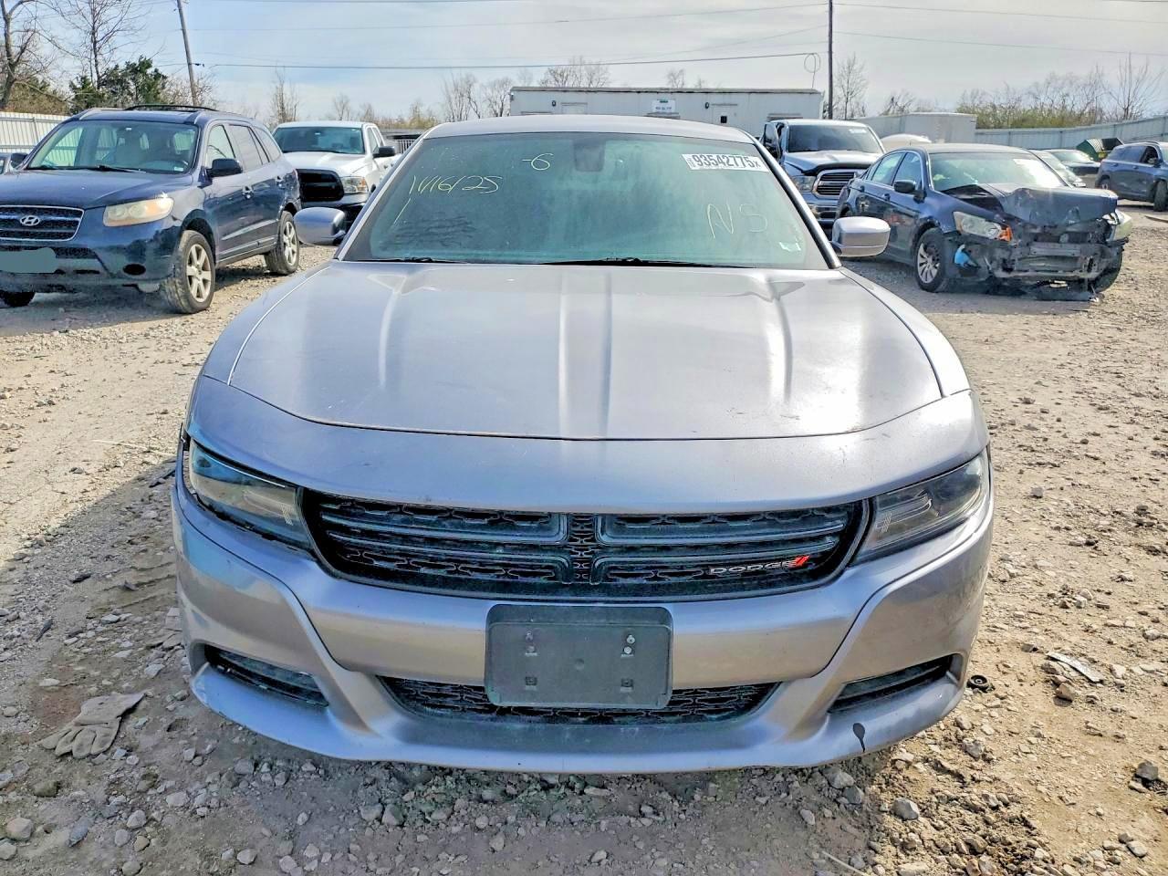 2016 Dodge Charger Sxt - Image 5