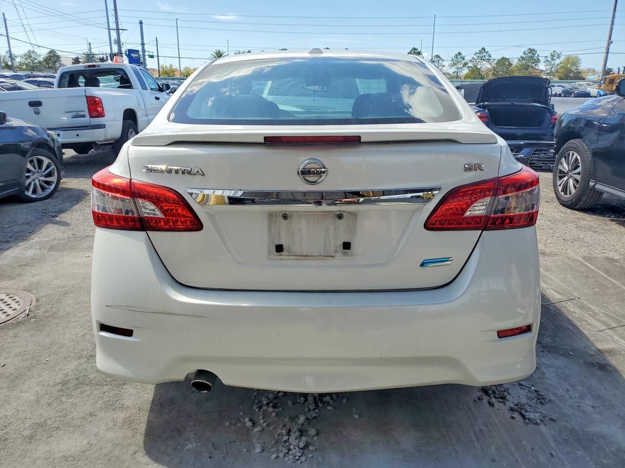 2014 Nissan Sentra Sr - Image 6
