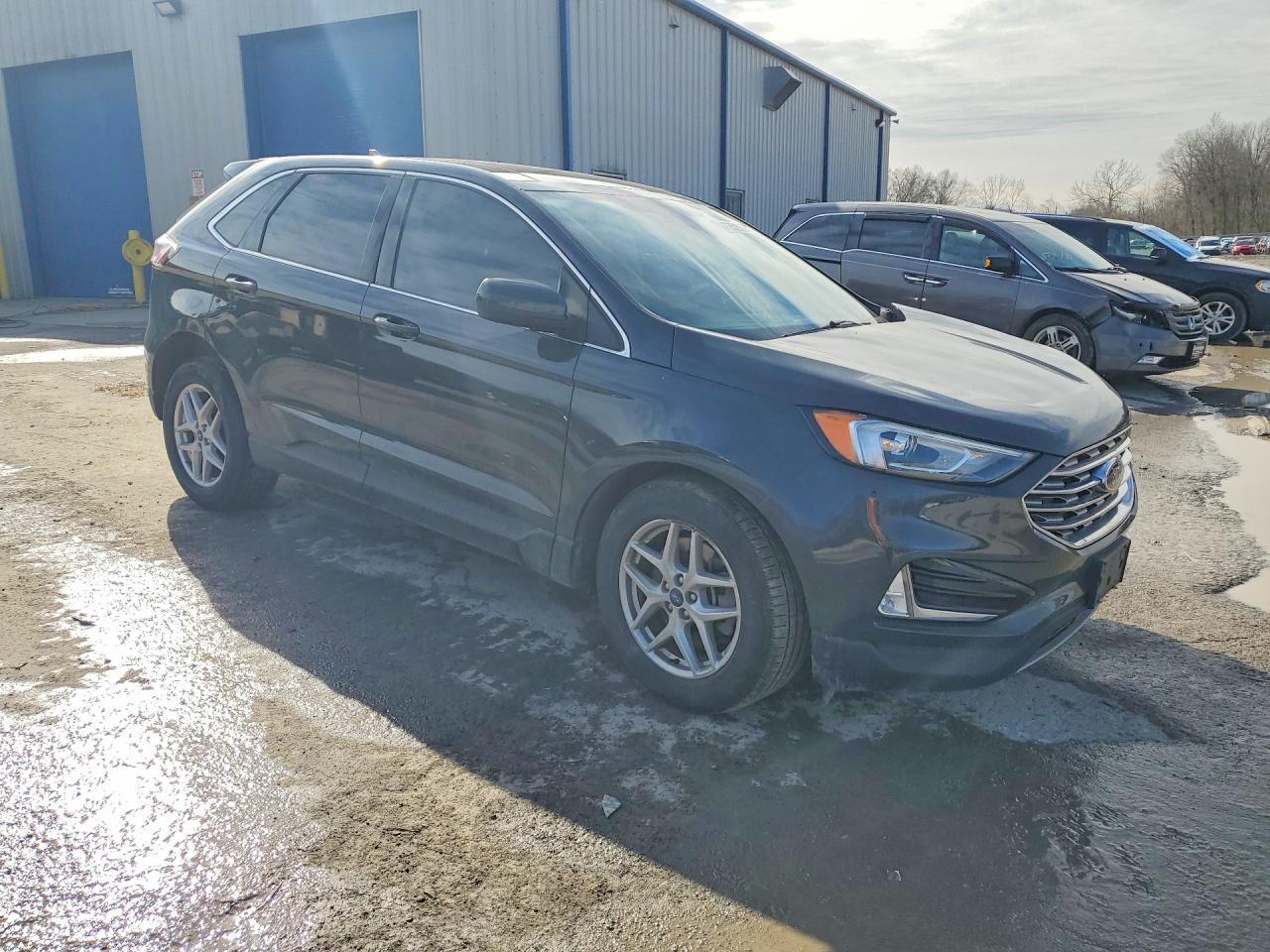 2021 Ford Edge Sel - Фото 4