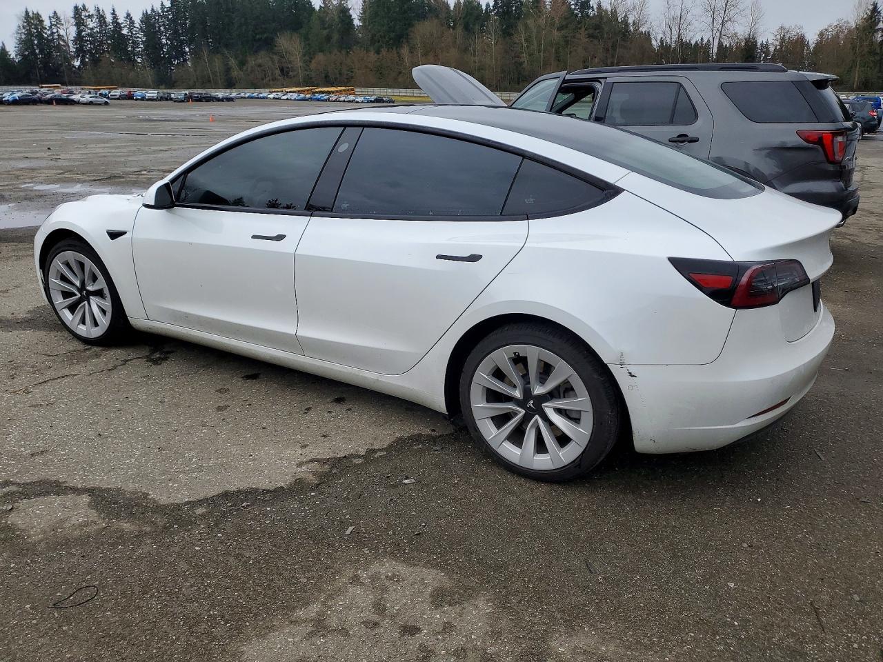 2021 Tesla Model 3 - Image 2