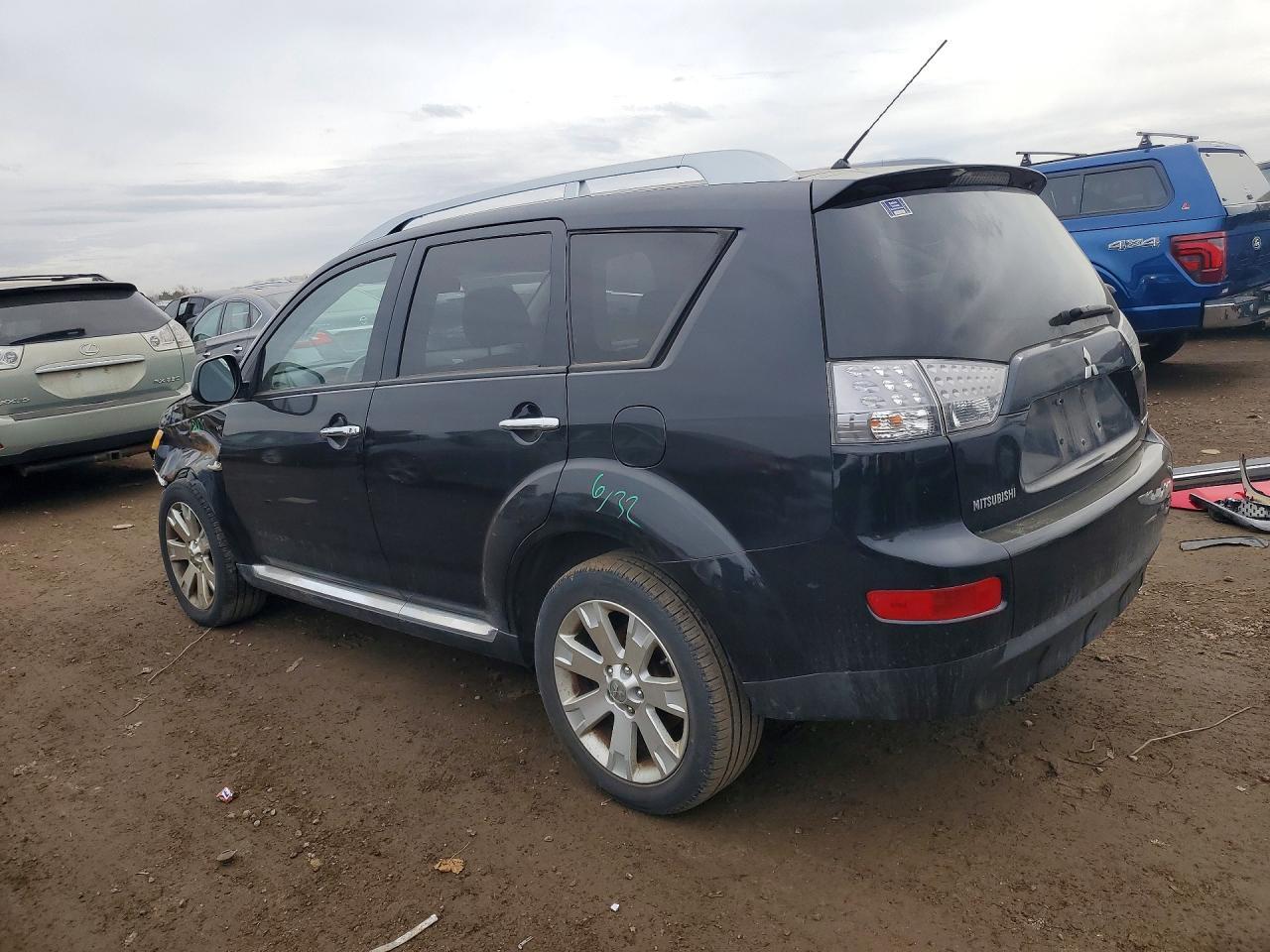 2009 Mitsubishi Outlander Xls - Image 2