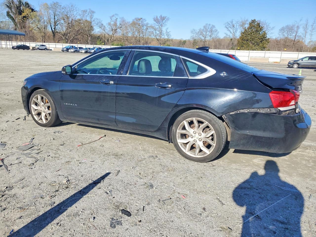 2015 Chevrolet Impala Lt - Image 2