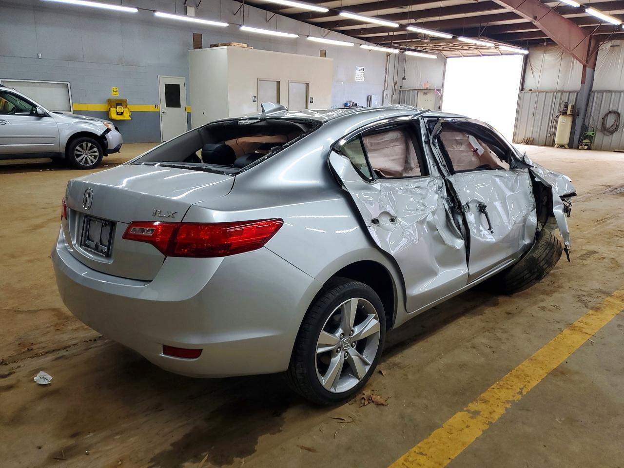 2014 Acura Ilx 20 - Image 3