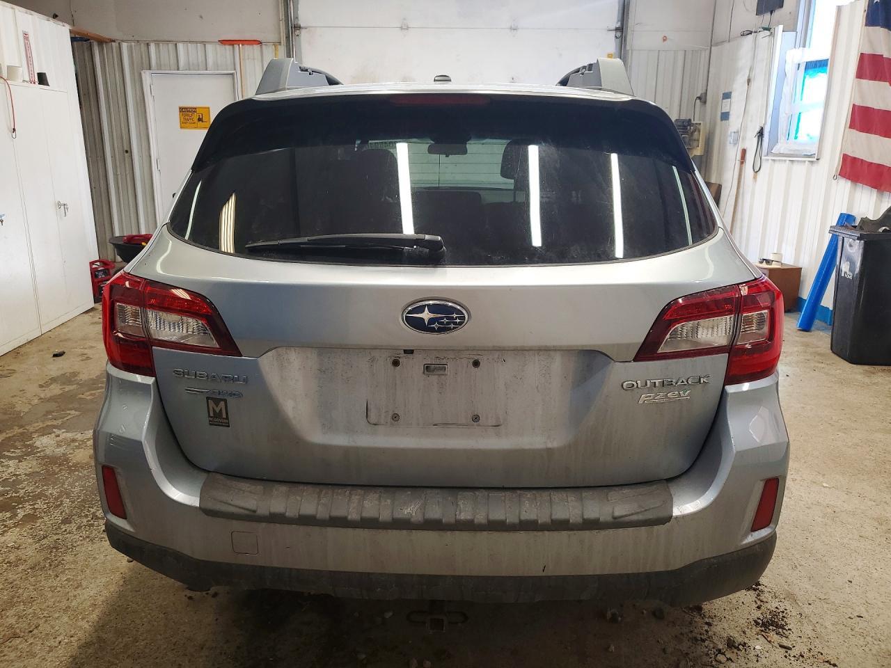 2015 Subaru Outback 2.5I Premium - Фото 6