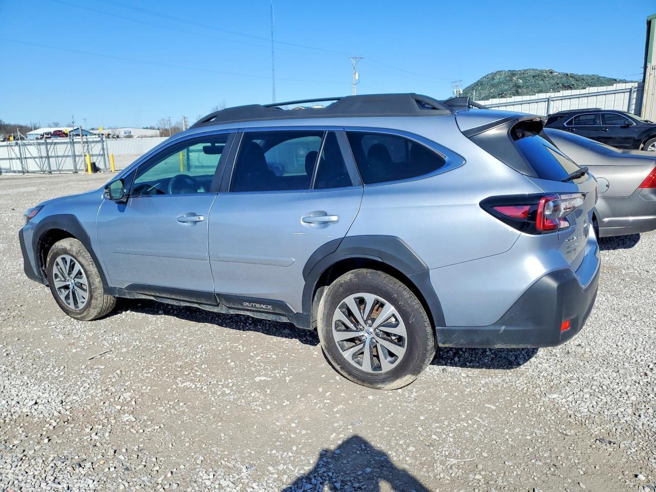 2024 Subaru Outback Premium - Image 2