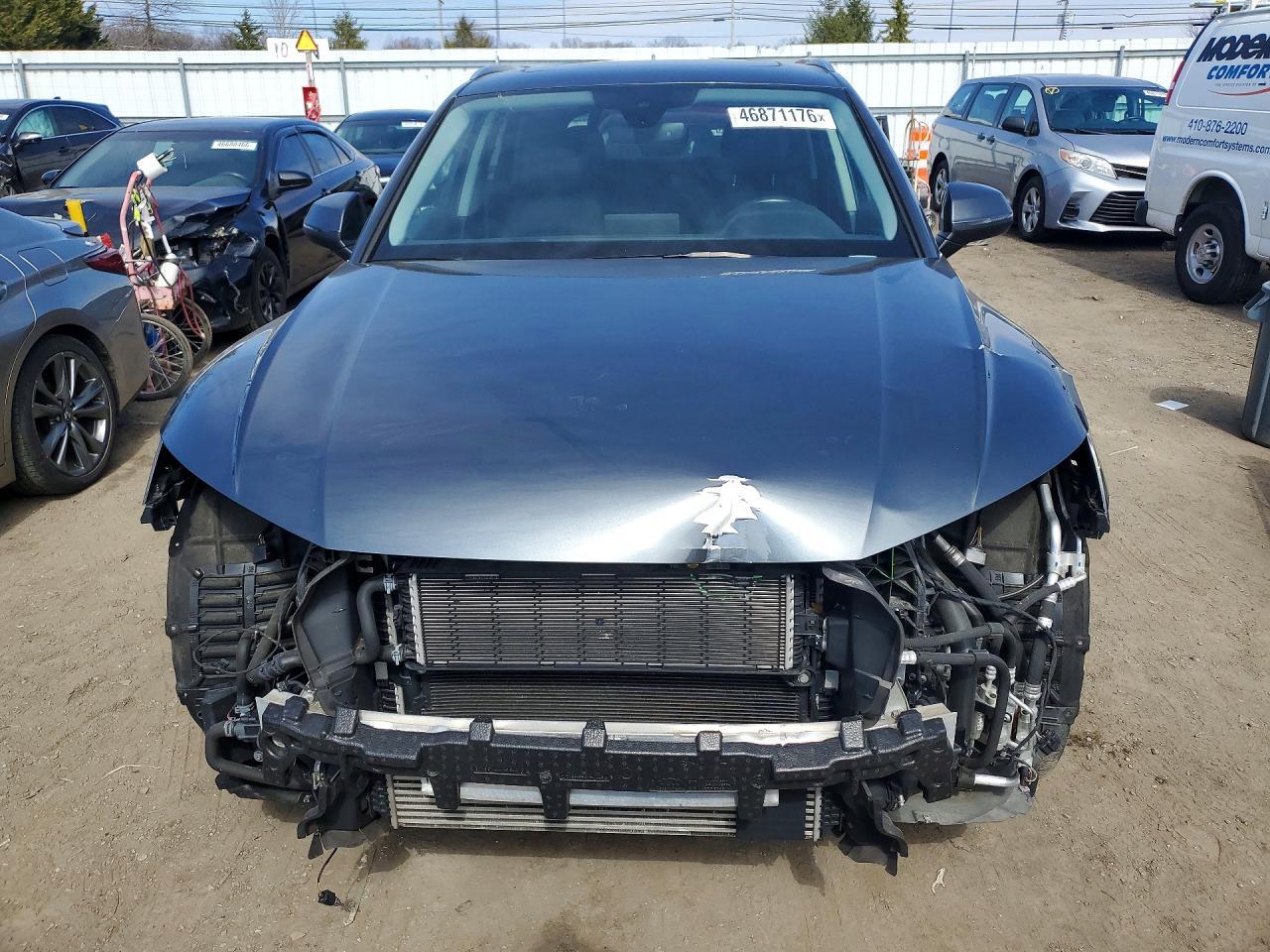 2020 Audi Q5 E Premium Plus - Image 5