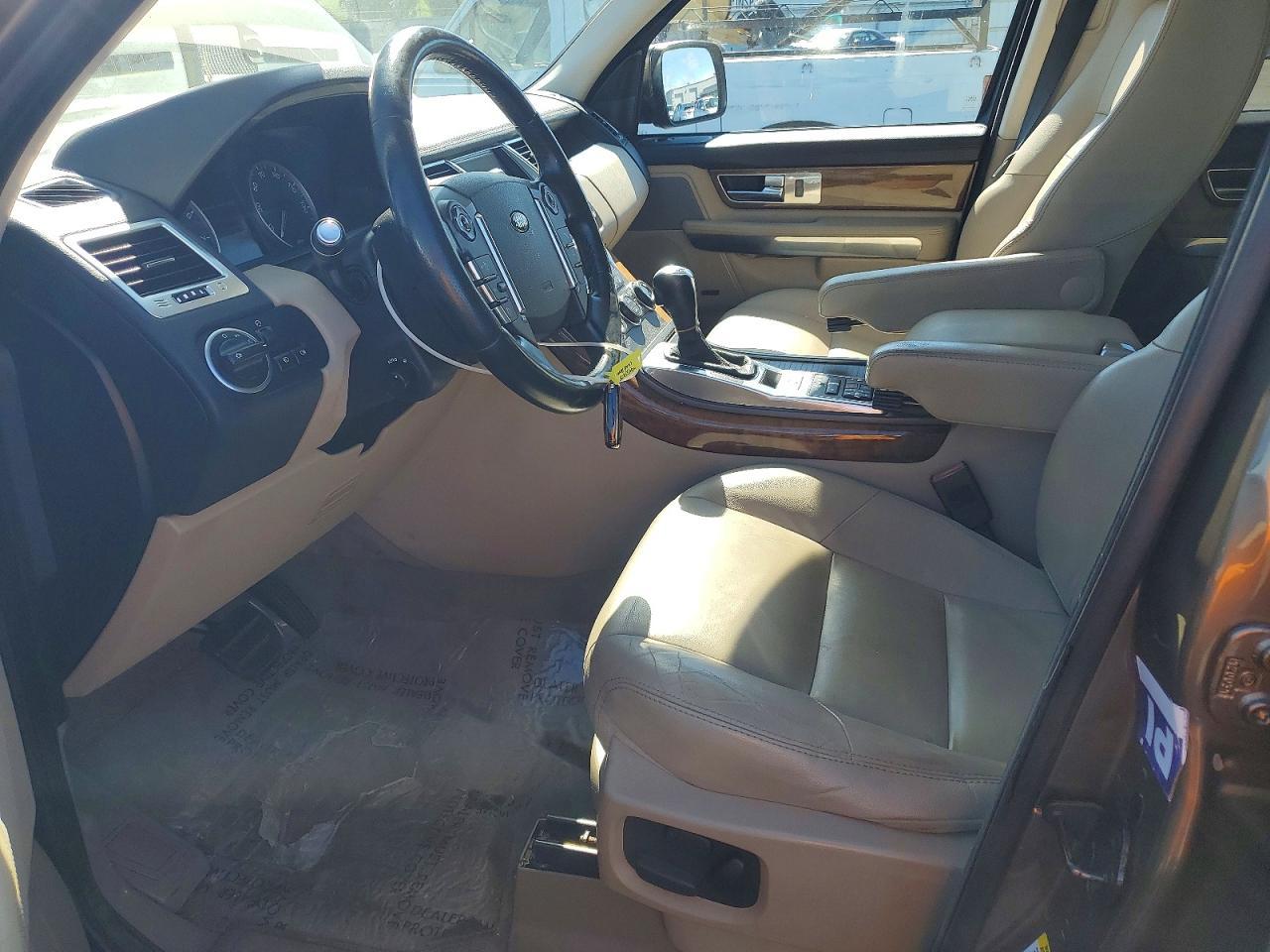 2012 Land Rover Range Rover Sport Hse - Image 7