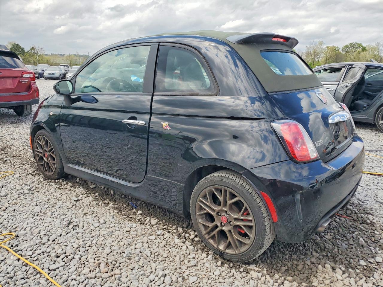 2015 Fiat 500 Abarth - Фото 2