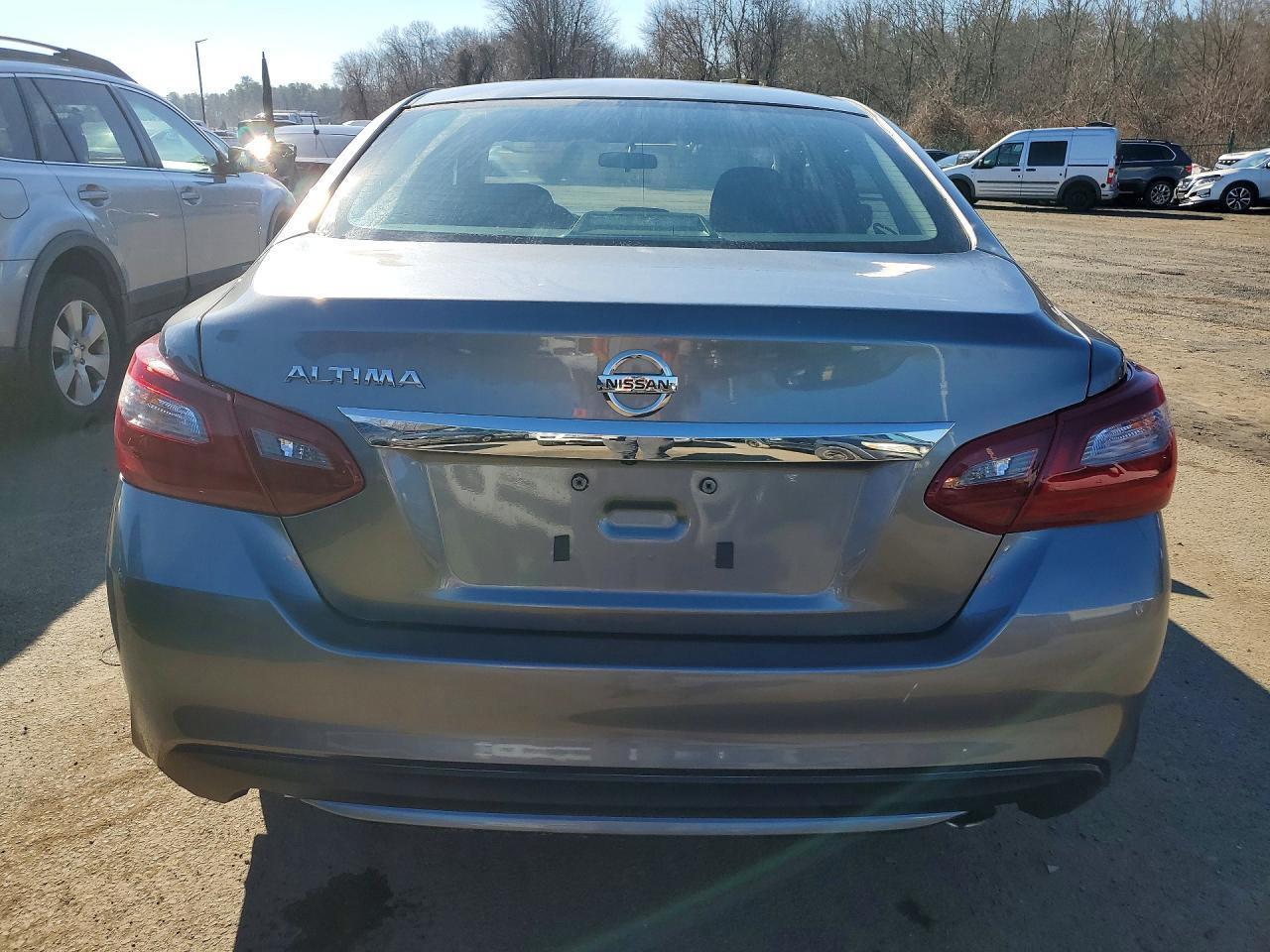 2018 Nissan Altima 2.5 S - Фото 6