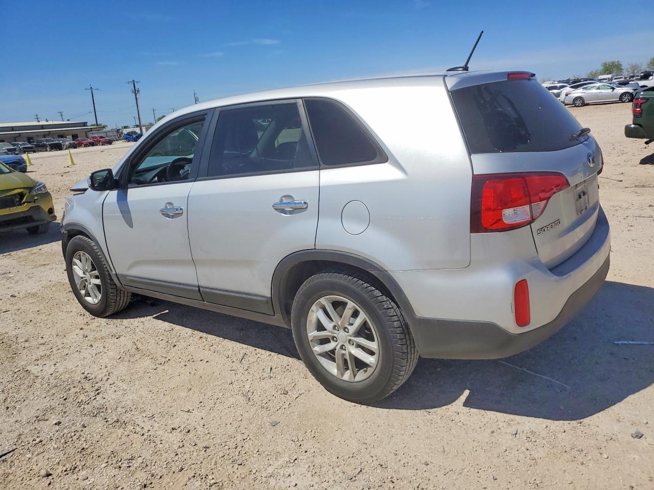 2015 Kia Sorento Lx - Фото 2