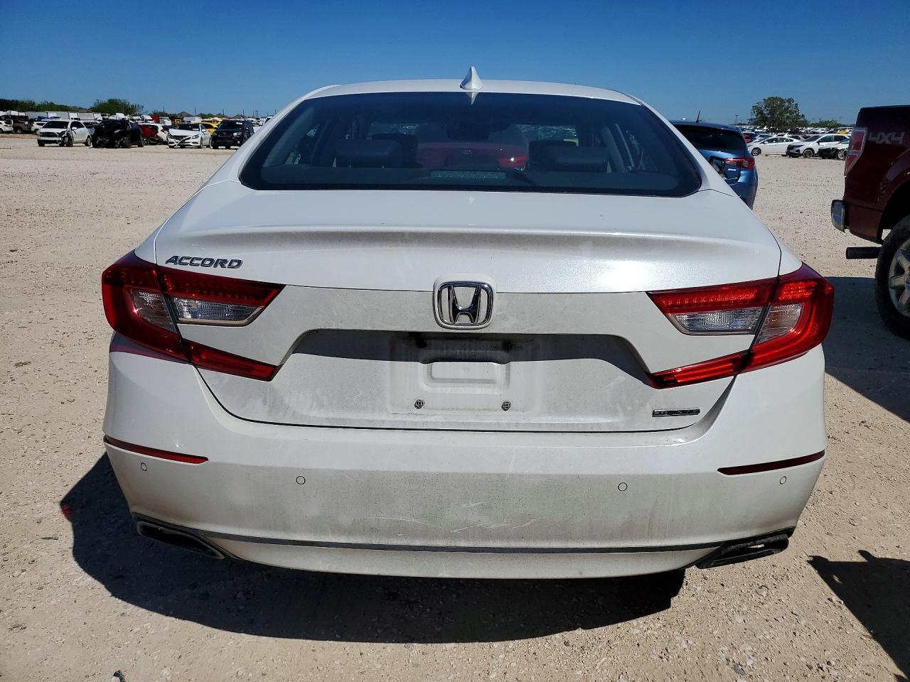 2018 Honda Accord Touring - Фото 6