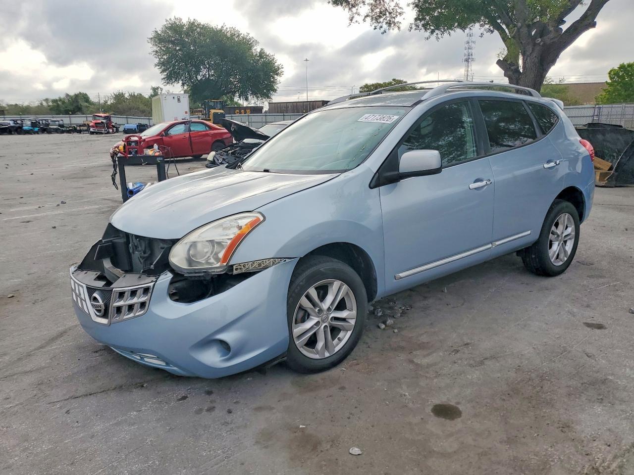 2013 Nissan Rogue S
