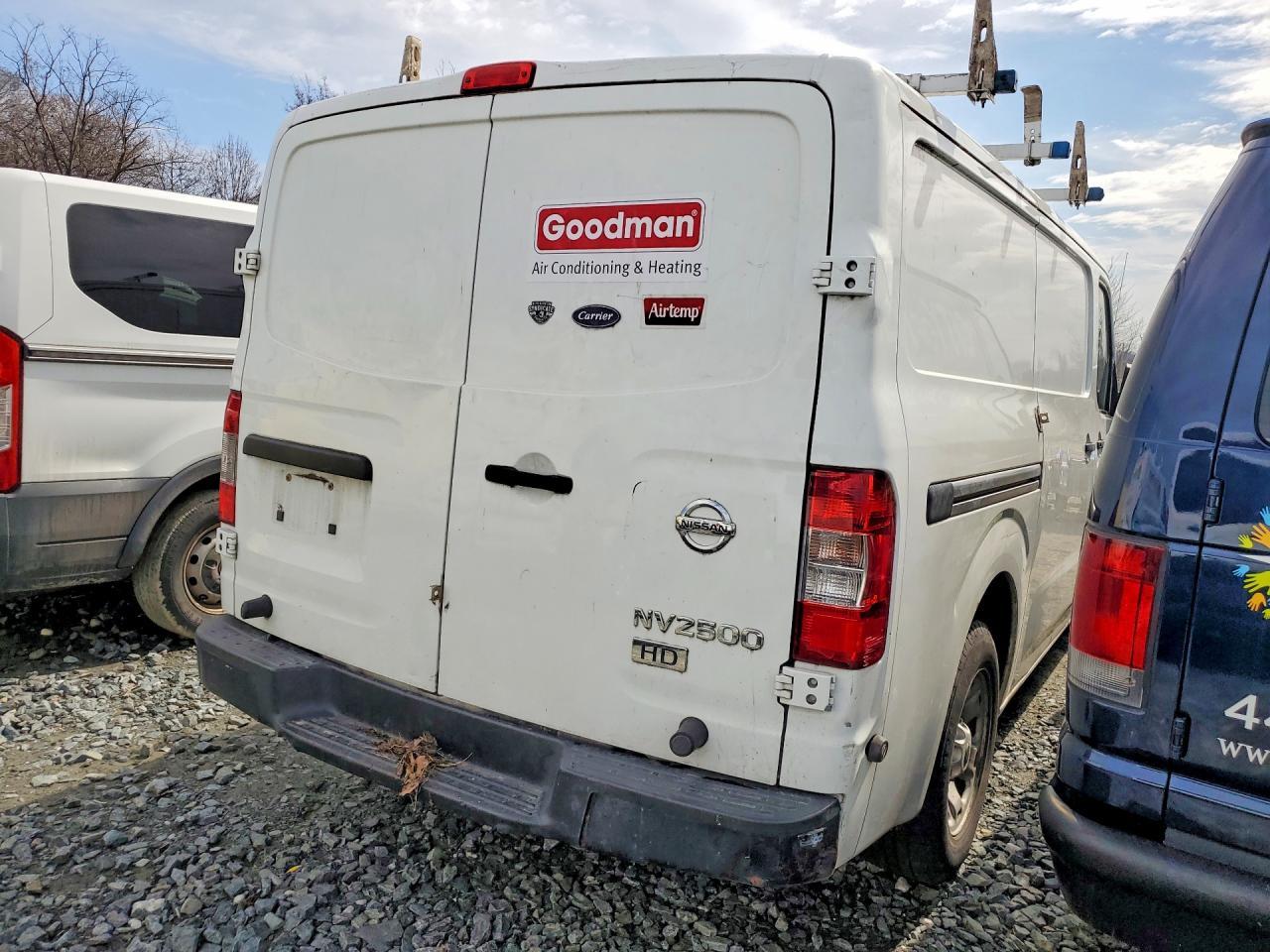 2013 Nissan Nv 2500 Delivery Van - Image 3