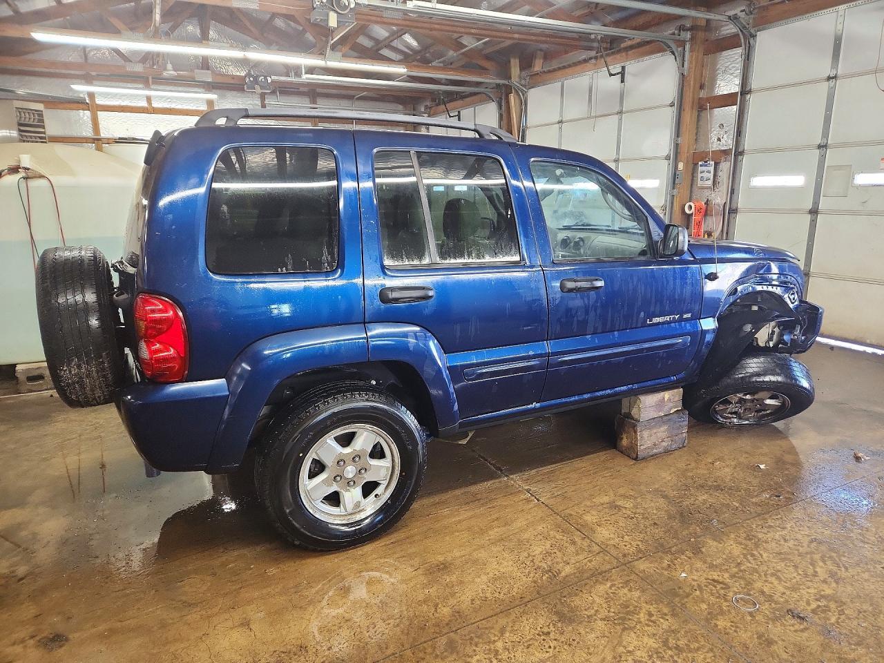2003 Jeep Liberty Limited - Image 3