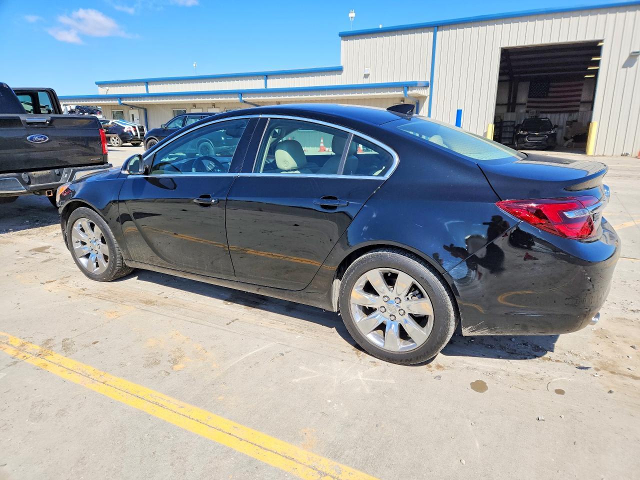 2016 Buick Regal - Фото 2