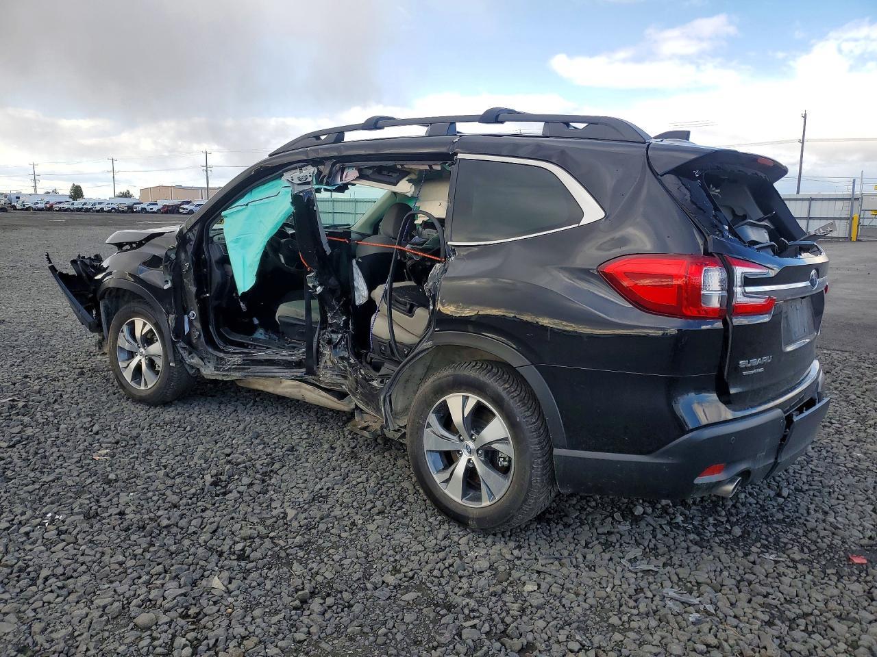 2023 Subaru Ascent Premium - Фото 2
