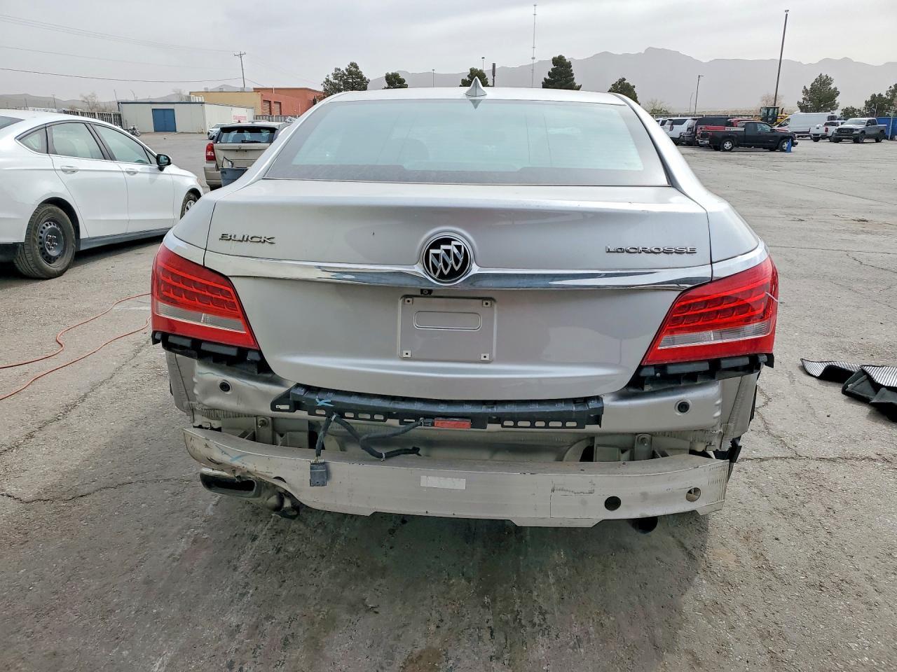 2016 Buick Lacrosse - Image 6