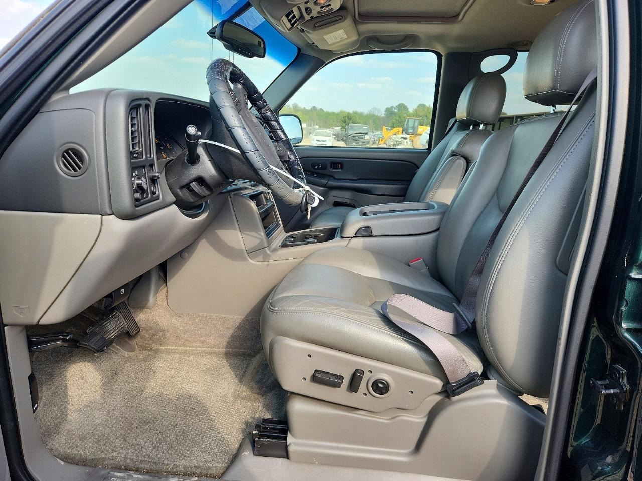 2003 Chevrolet Tahoe C1500 - Фото 7