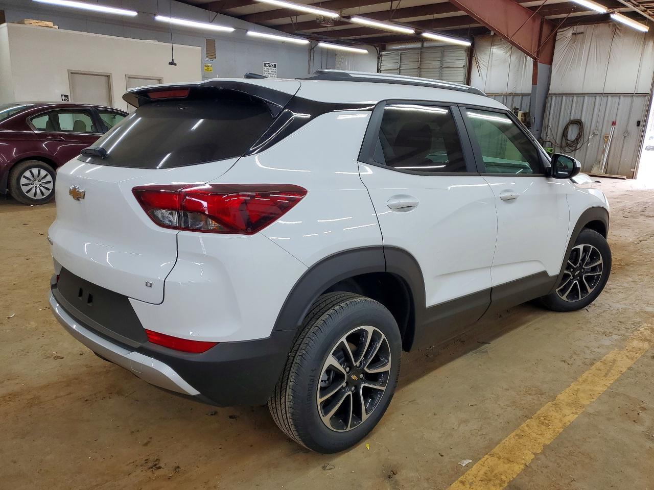 2026 Chevrolet Trailblazer Lt - Image 3