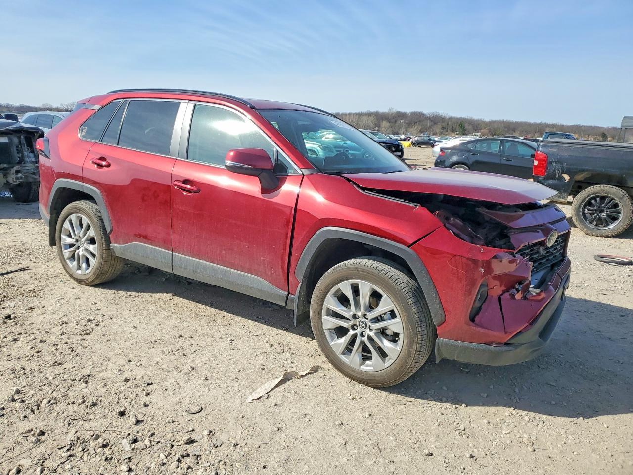 2025 Toyota Rav4 Xle Premium - Image 4