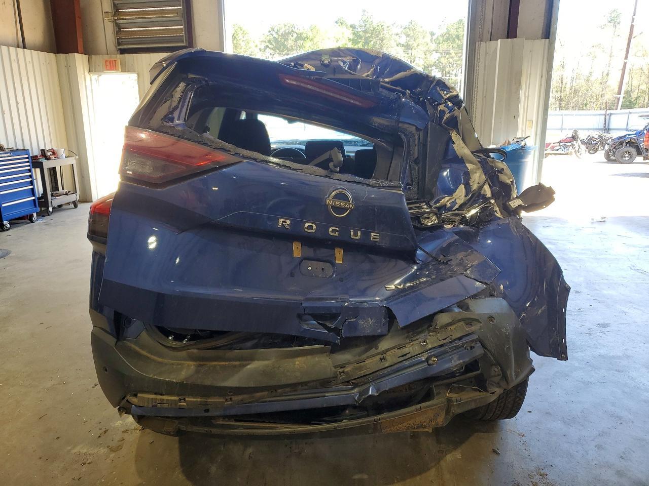 2023 Nissan Rogue Sv - Image 6