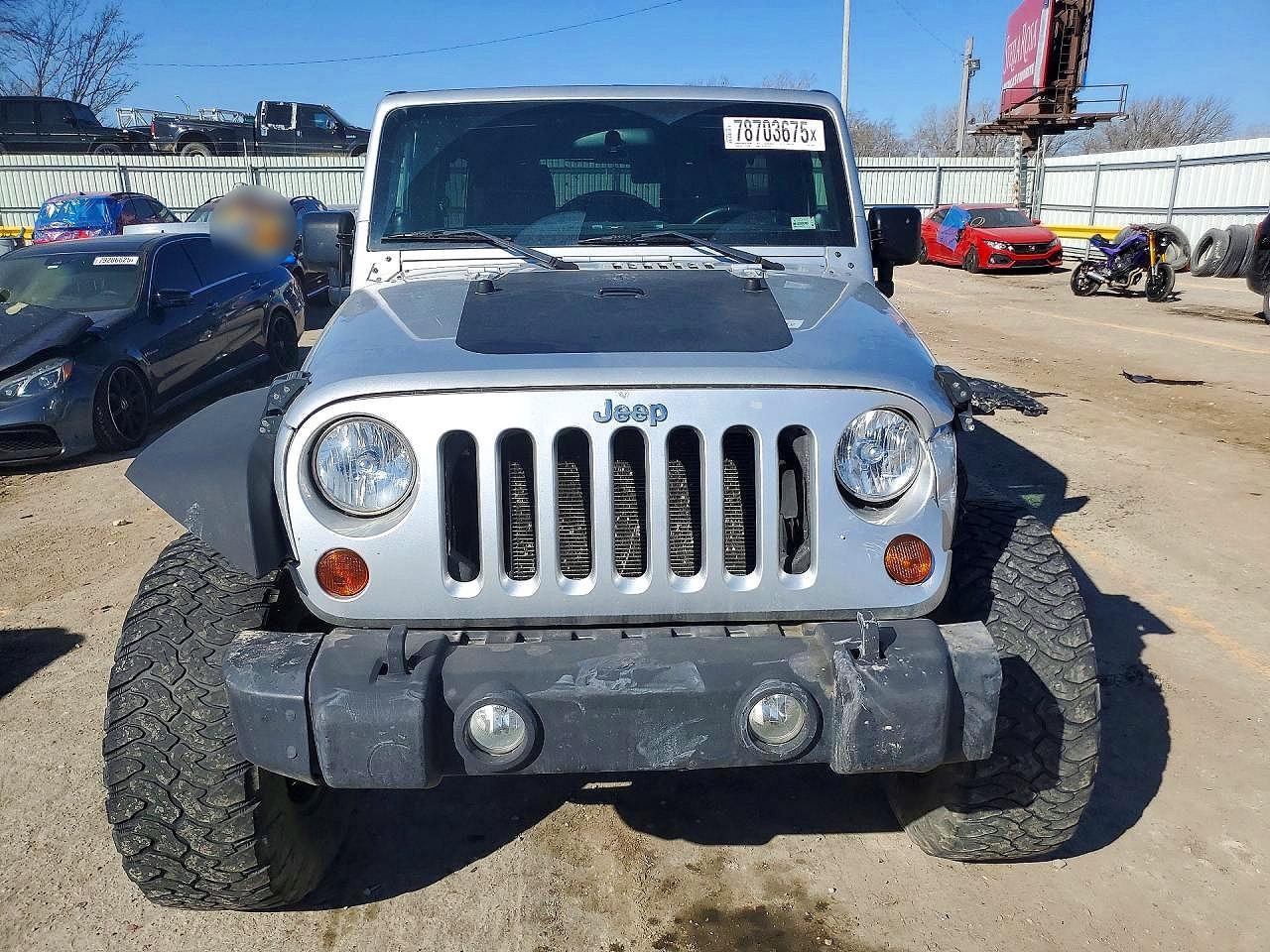 2011 Jeep Wrangler Unlimited - Image 5