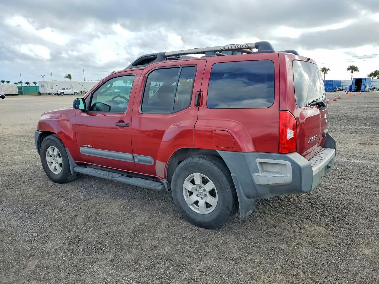 2006 Nissan Xterra X - Image 2