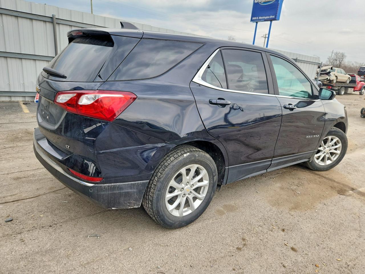2021 Chevrolet Equinox Lt - Фото 3