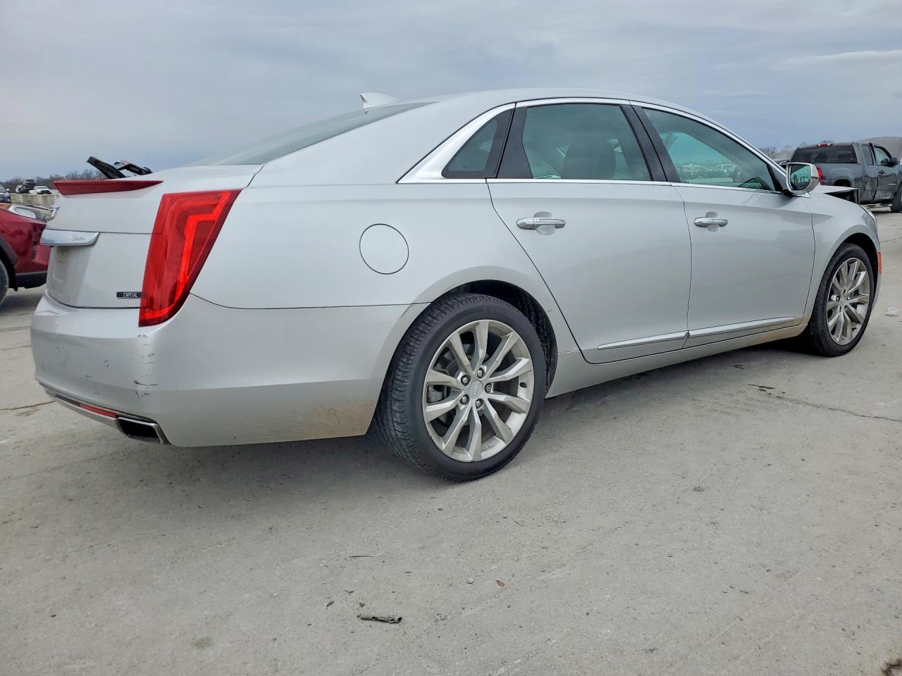 2017 Cadillac Xts Luxury - Image 3