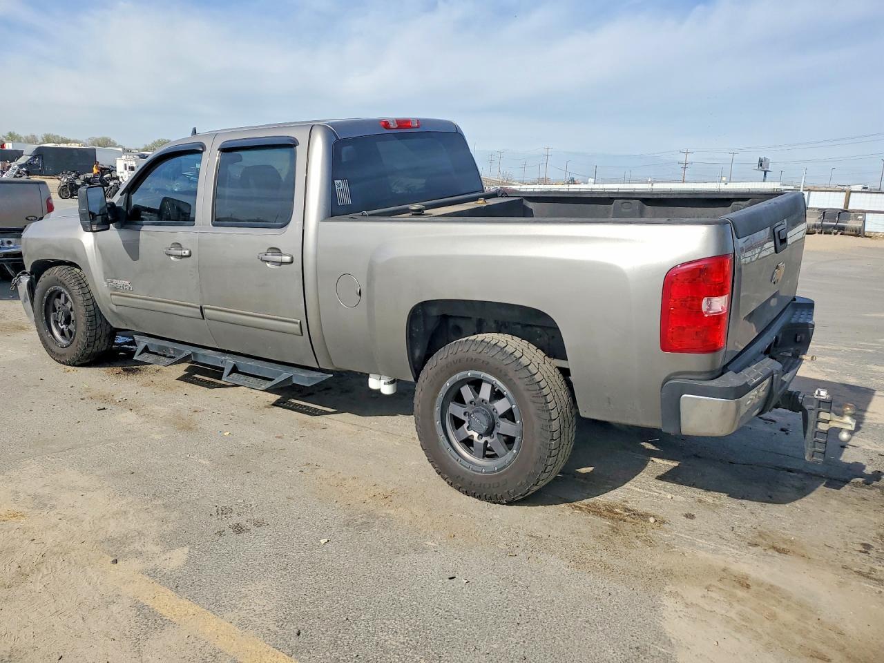 2009 Chevrolet Silverado K2500 Heavy Duty Ltz - Image 2