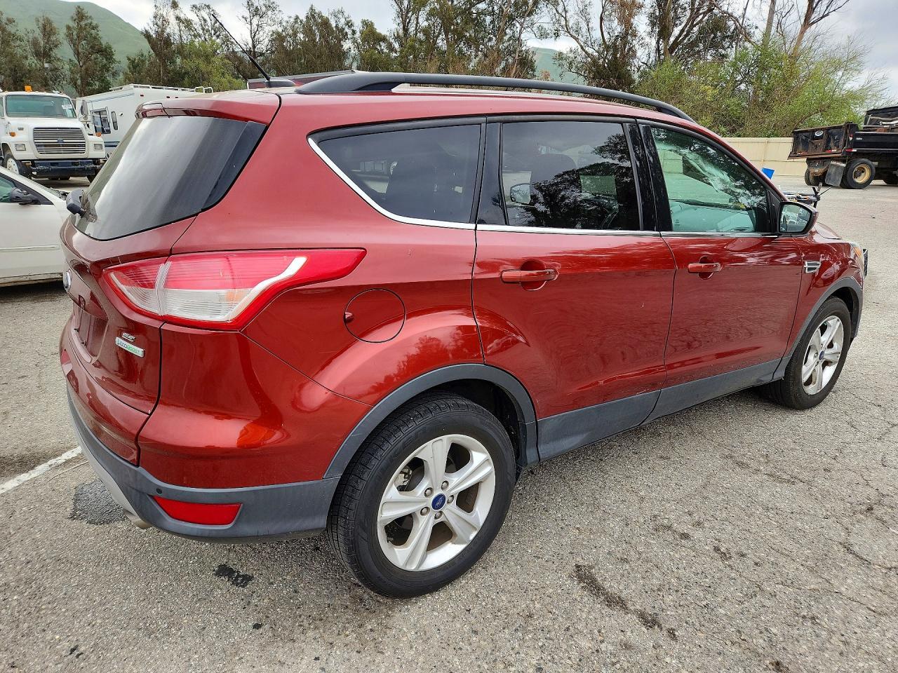 2016 Ford Escape Se - Фото 3