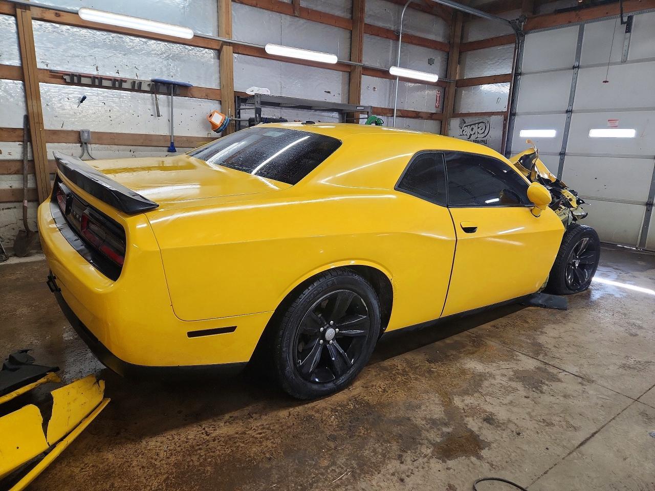2017 Dodge Challenger Sxt - Фото 3