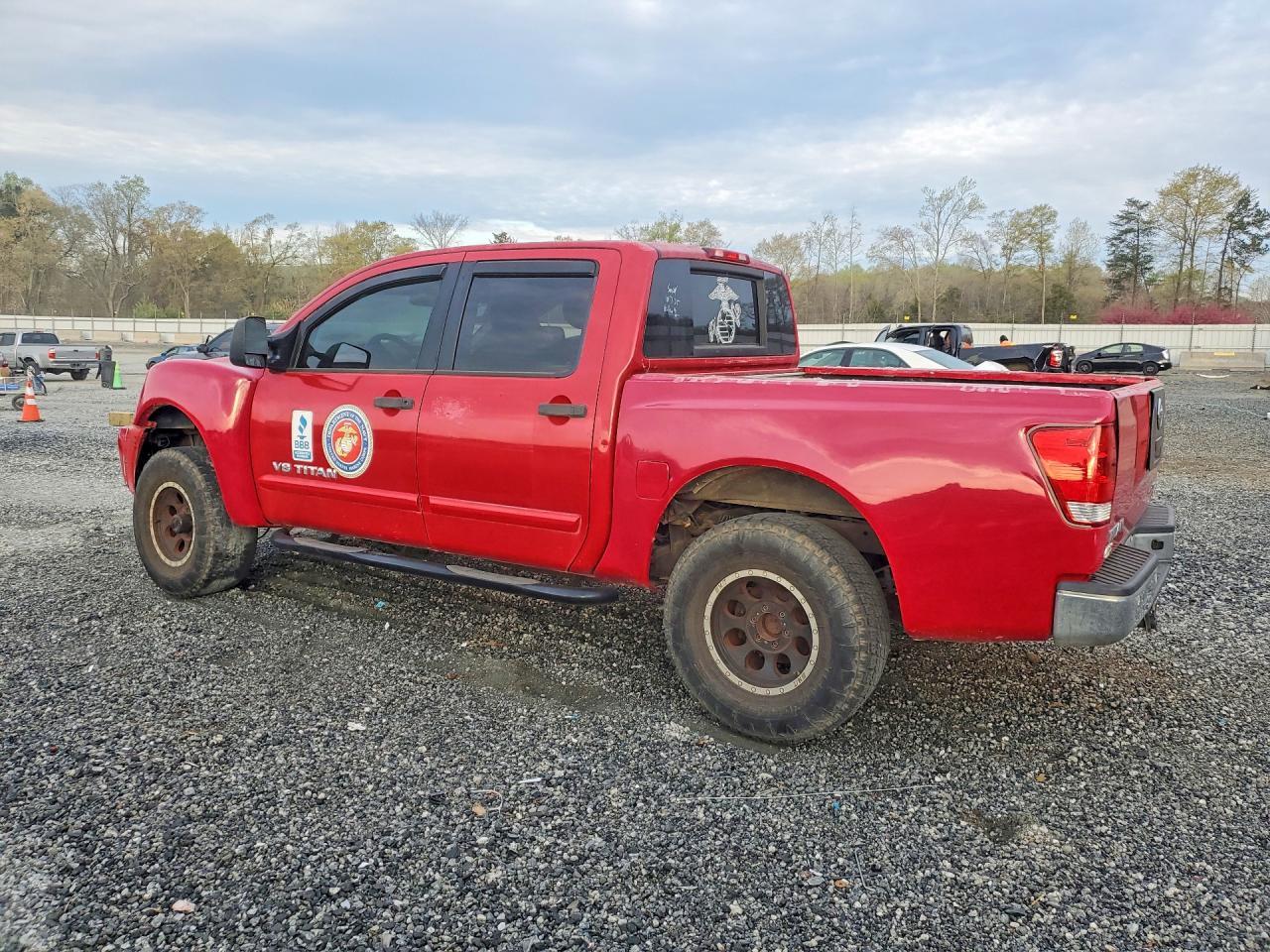 2012 Nissan Titan Sv - Image 2