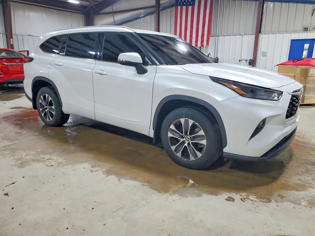 2022 Toyota Highlander Xle - Image 4