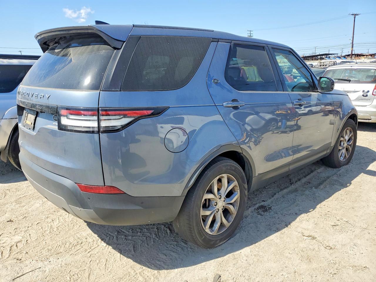2020 Land Rover Discovery Se - Фото 3