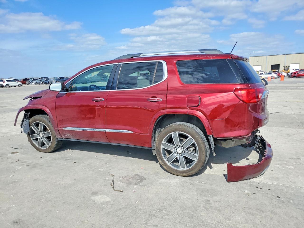 2018 GMC Acadia Denali - Image 2