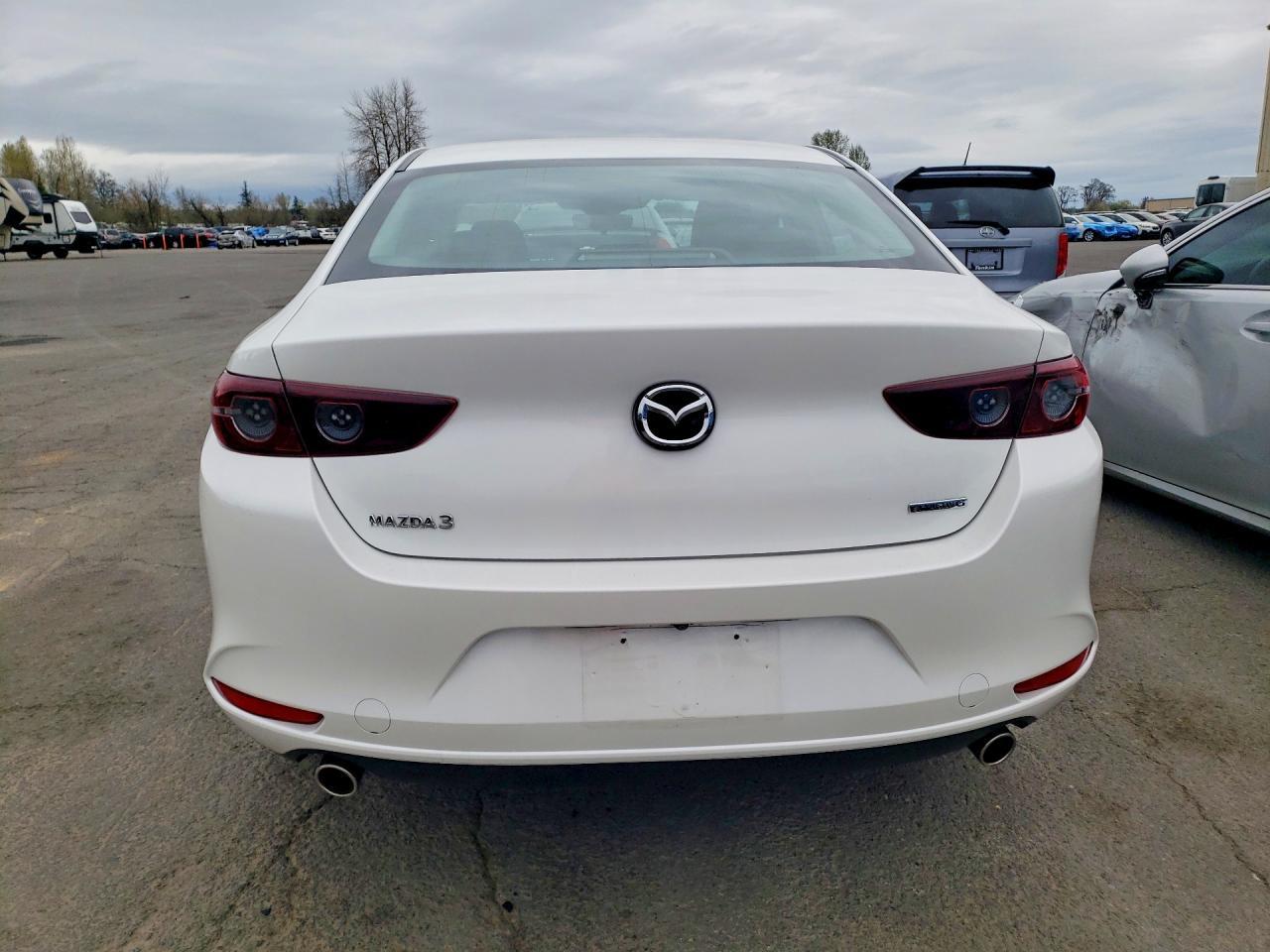 2019 Mazda 3 Select - Image 6