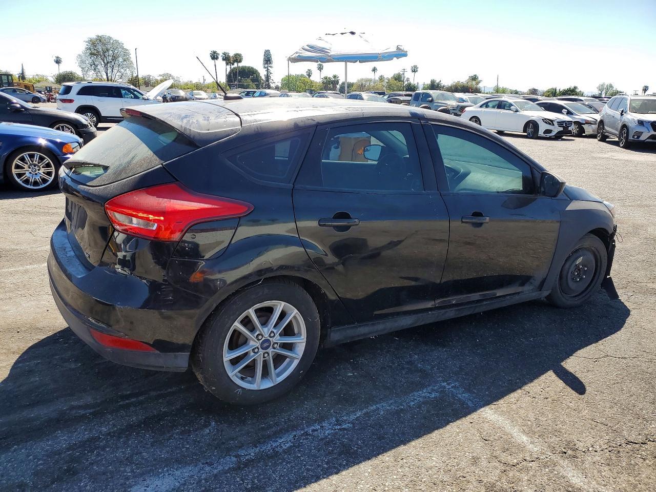 2018 Ford Focus Se - Image 3