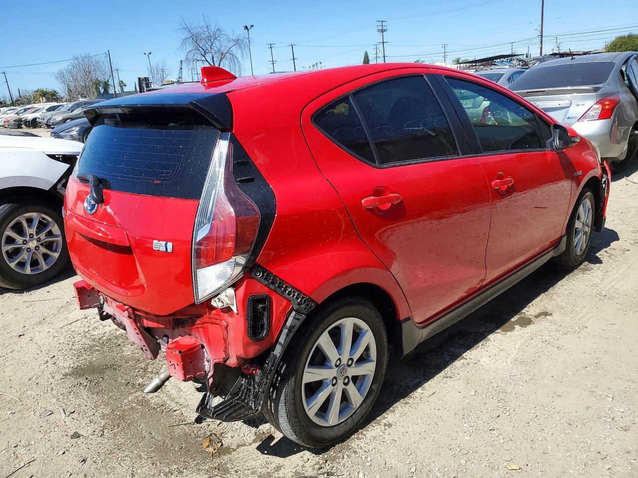 2017 Toyota Prius C Two - Фото 3