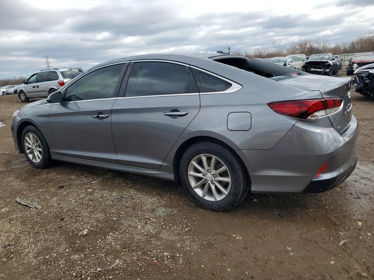 2018 Hyundai Sonata Se - Фото 2