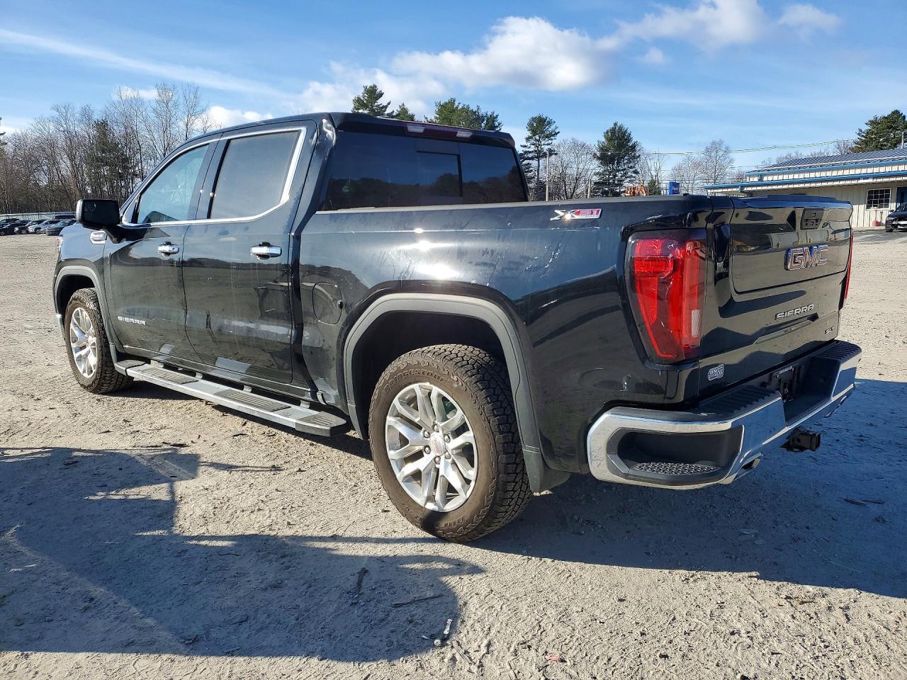 2021 GMC Sierra K1500 Slt - Image 2