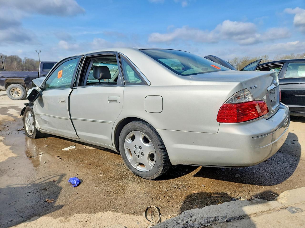 2004 Toyota Avalon Xls - Фото 2