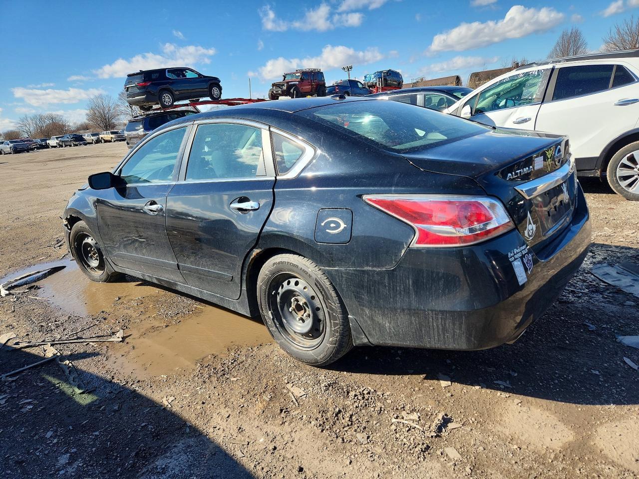 2015 Nissan Altima 2.5 S - Фото 2