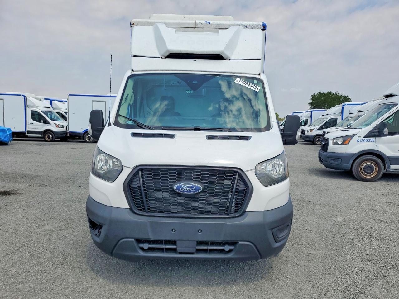 2021 Ford Transit Delivery Truck - Фото 5
