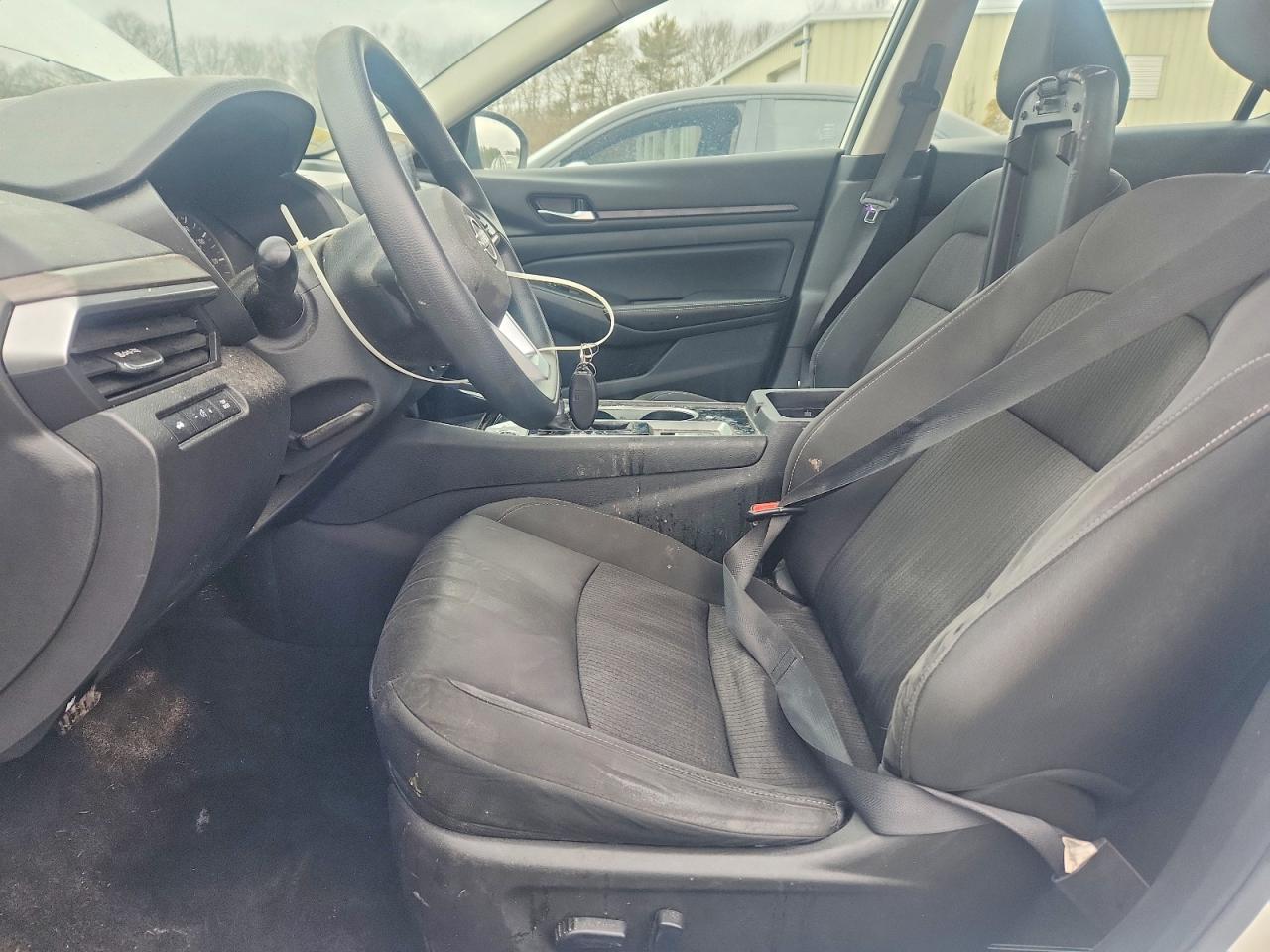 2024 Nissan Altima 2.5 Sv - Image 7