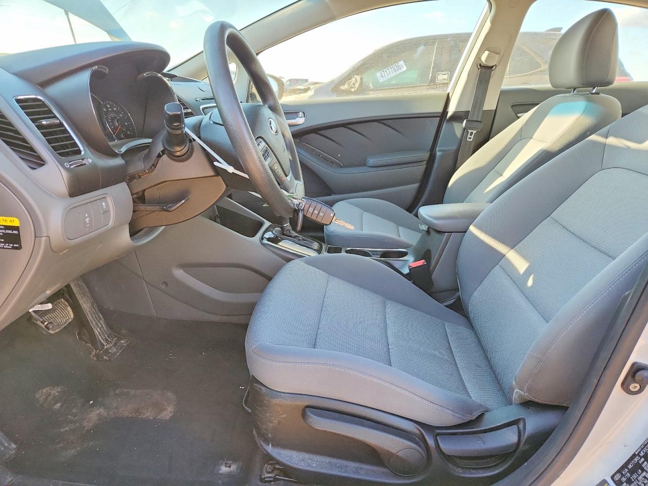 2018 Kia Forte Lx - Image 7